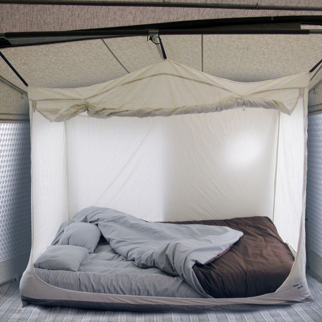 Kabina sypialna Euro Trail Luxus wymiary (szer. × wys. × gł.) 210 × 185 × 180 cm