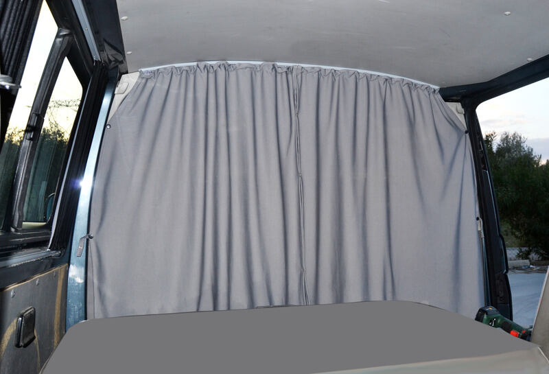 Dwuwarstwowa przegroda Carbest do kabiny kierowcy VW T5/T6, szara